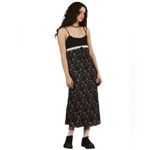 UNIF Dill Midi Floral Dress Size M